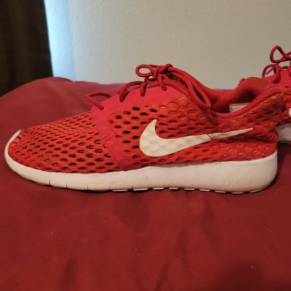 Nike Roshe One Flight Weight University Red/White Sneakers 5y or Womens 6.5 - Picture 4 of 7